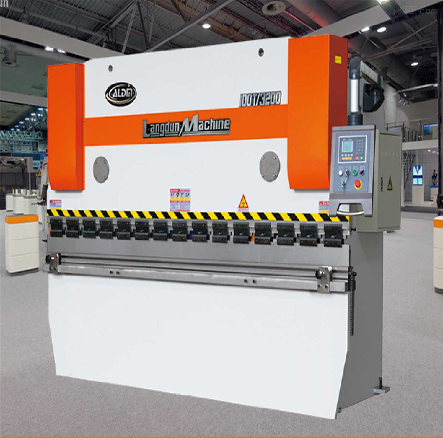 wc67k100t/3200电液伺服数控折弯机-机床商务网